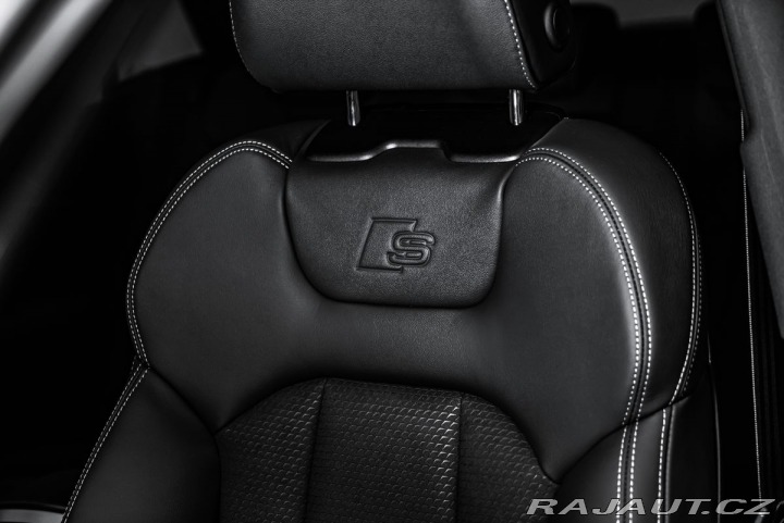 Audi Q8 50TDI 2x Sline Laser Vzdu 2026