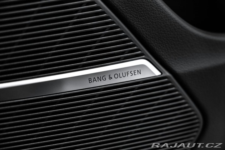 Audi Q8 50TDI 2x Sline Laser Vzdu 2026