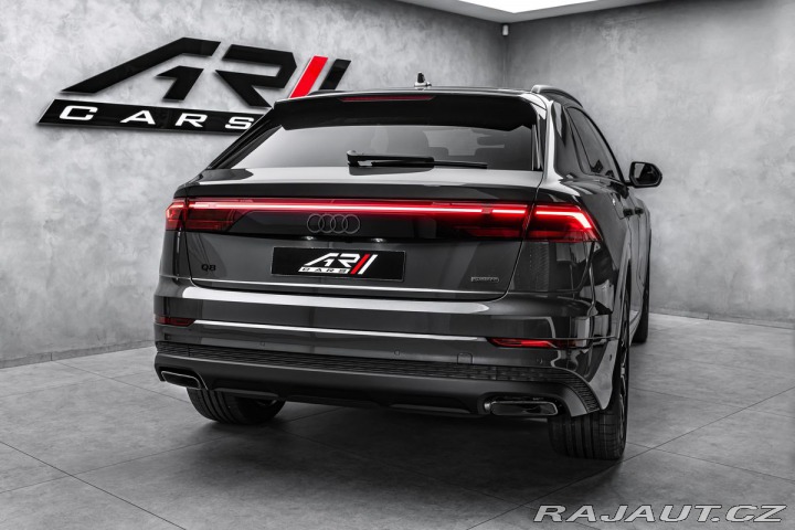 Audi Q8 50TDI 2x Sline Laser Vzdu 2026
