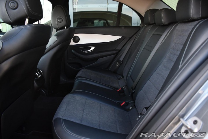 Mercedes-Benz E 300de 4MATIC ČR N.TOP K36 2020