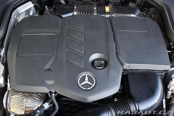 Mercedes-Benz E 300de 4MATIC ČR N.TOP Zad 2020