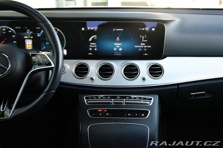 Mercedes-Benz E 300de 4MATIC ČR N.TOP Zad 2020