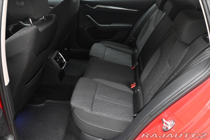 Škoda Octavia 1,4 TSI iV 110kW DSG Styl 2023