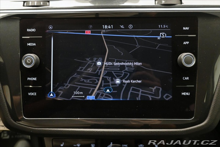 Volkswagen Tiguan 2,0 TDI 110kW Business LE 2021
