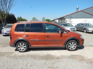 Volkswagen Touran 2.0 i 125 kw AUTOMAT