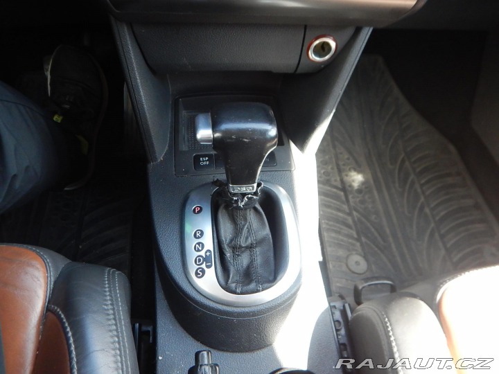 Volkswagen Touran 2.0 TDI, CROSS 125 kw AUT 2007