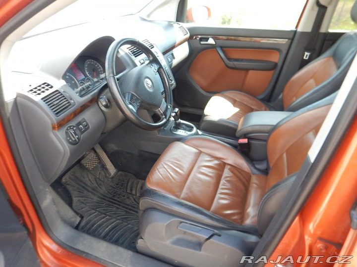 Volkswagen Touran 2.0 TDI, CROSS 125 kw AUT 2007