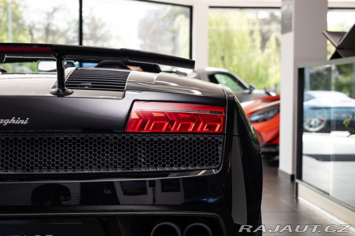 Lamborghini Ostatní modely Spyder Karbo/Alcantace/Ka 2014