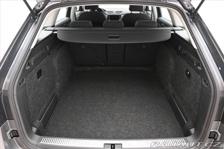 Škoda Superb 2,0 TDI 110 kW DSG Style 2022