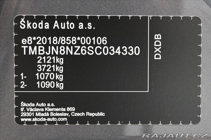 Škoda Superb 1,5 TSI 110kW DSG Selecti 2025