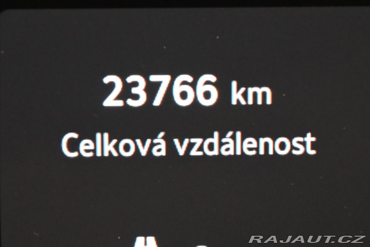 Škoda Superb 1,5 TSI 110kW DSG Selecti 2025