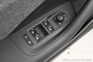 Škoda Superb 1,5 TSI 110kW DSG Selecti 2025