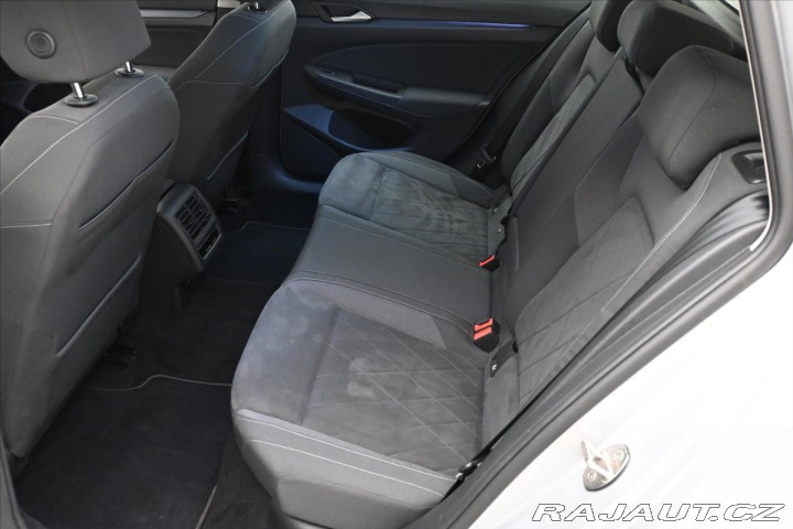 Volkswagen Golf 2,0 TDI 110 kW DSG Style 2022
