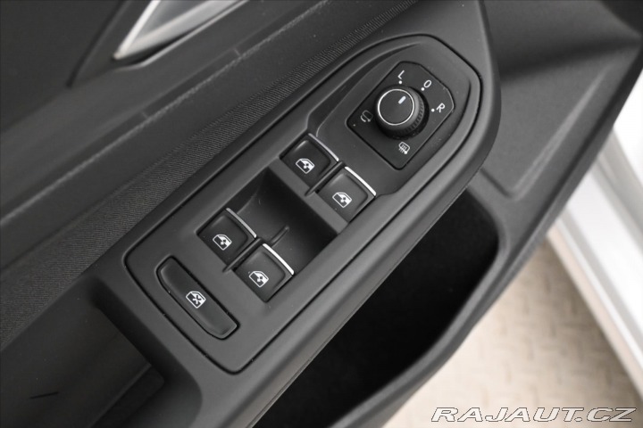 Volkswagen Golf 2,0 TDI 110 kW DSG Style 2022