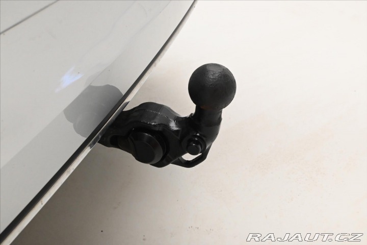 Volkswagen Golf 2,0 TDI 110 kW DSG Style 2022
