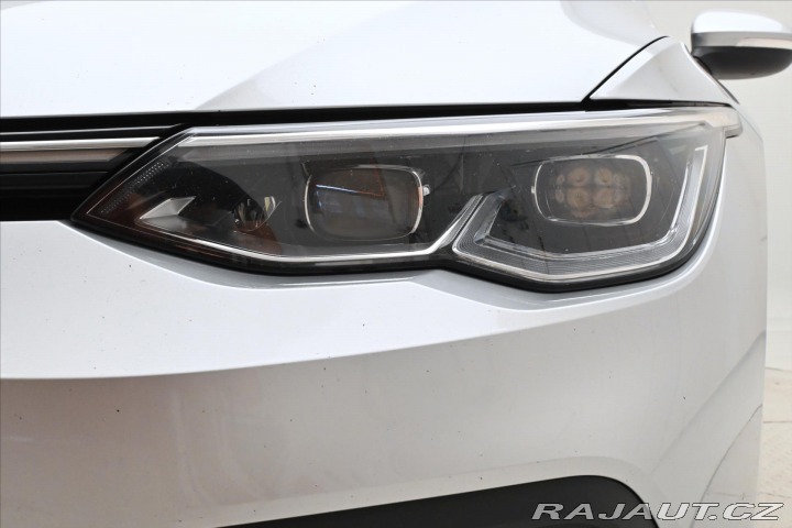 Volkswagen Golf 2,0 TDI 110 kW DSG Style 2022