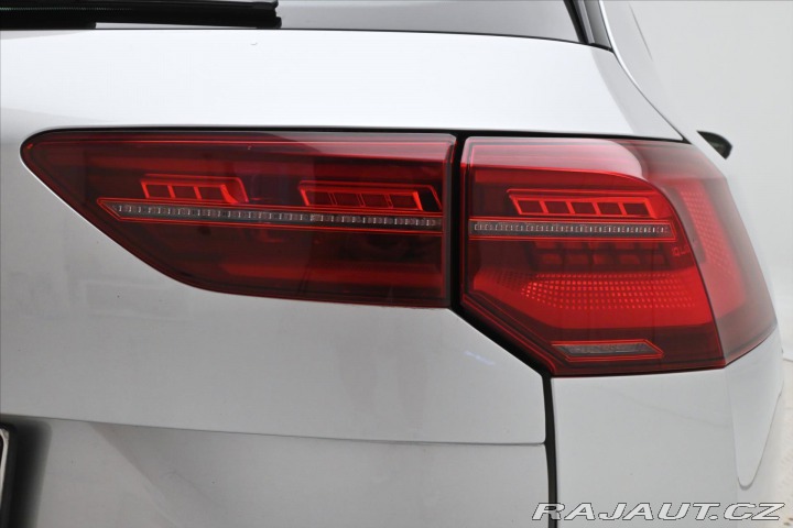 Volkswagen Golf 2,0 TDI 110 kW DSG Style 2022