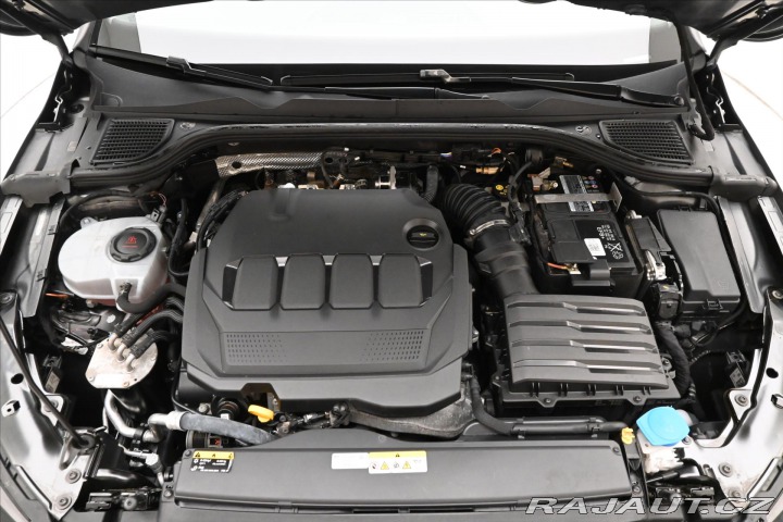Volkswagen Golf 2,0 TDI 110 kW DSG Style 2022