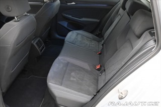 Volkswagen Golf 2,0 TDI 110 kW DSG Style 2022