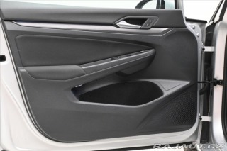 Volkswagen Golf 2,0 TDI 110 kW DSG Style 2022