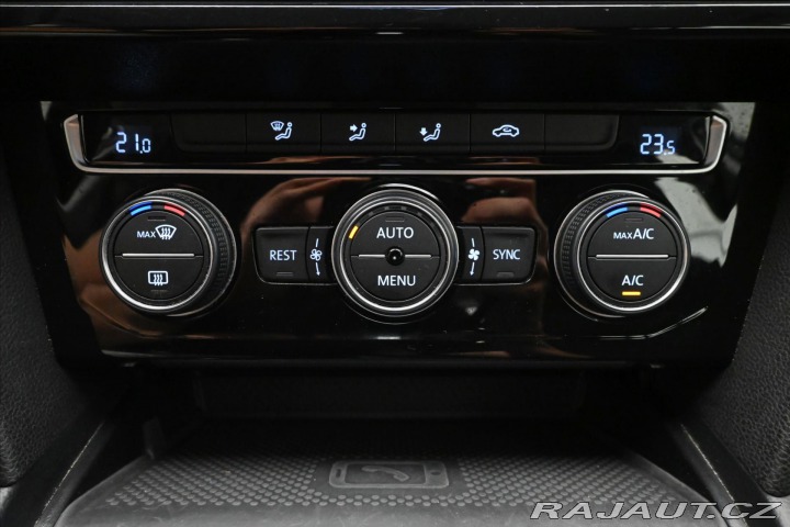 Volkswagen Passat 2,0 TDI 110kW DSG Busines 2020