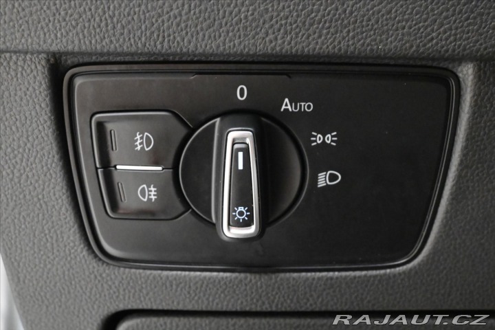 Volkswagen Passat 2,0 TDI 110kW DSG Busines 2020