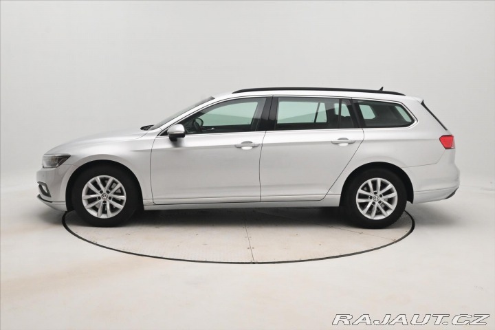 Volkswagen Passat 2,0 TDI 110 kW DSG Busine 2020