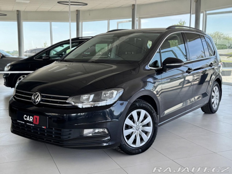 Volkswagen Touran 2,0TDI DSG*110kW*Tažné*7M