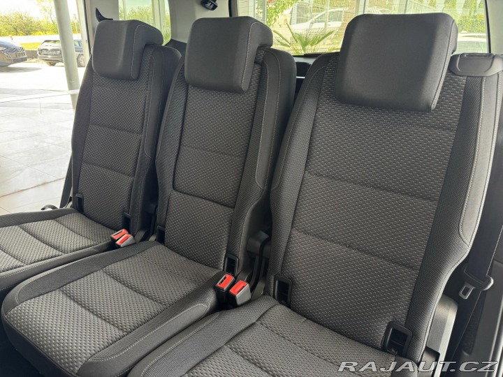 Volkswagen Touran 2,0TDI DSG*110kW*Tažné*7M 2017