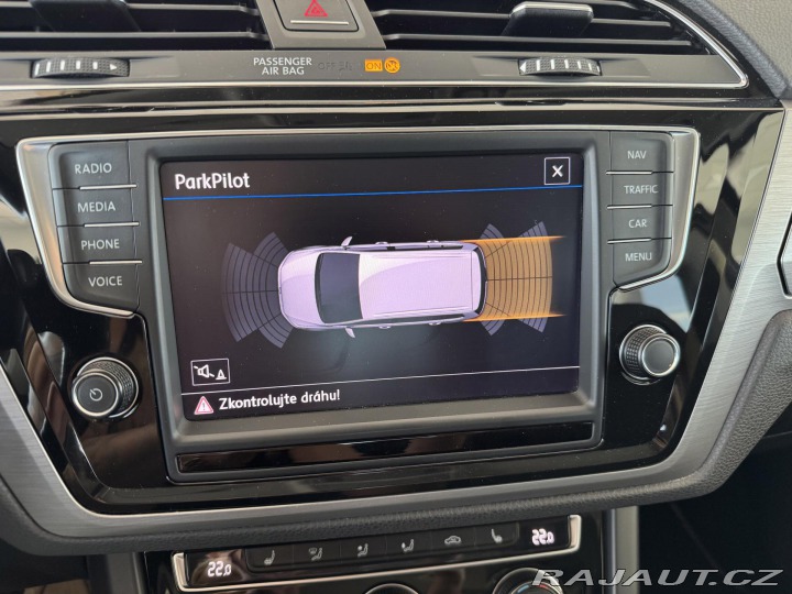 Volkswagen Touran 2,0TDI DSG*110kW*REZERVAC 2017