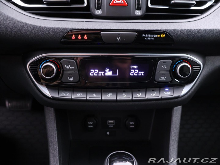 Hyundai i30 1,0 T-GDI 88kW DCT Smart 2024