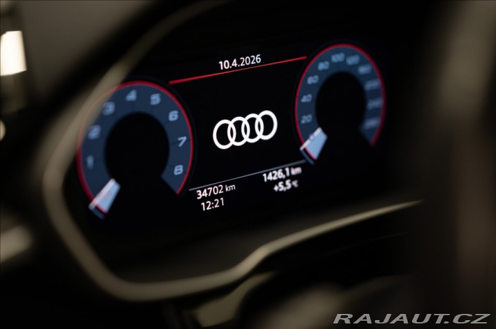 Audi Q3 1,5 35 TFSI S-LINE NAVI V 2022