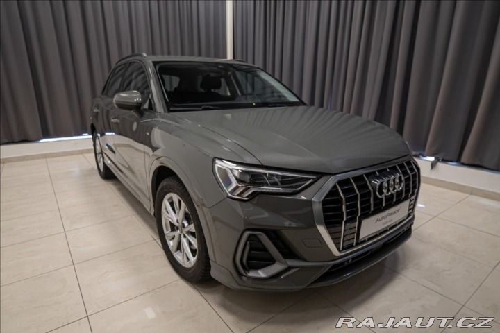 Audi Q3 1,5 35 TFSI S-LINE NAVI V 2022