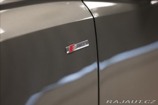 Audi Q3 1,5 35 TFSI S-LINE NAVI V 2022