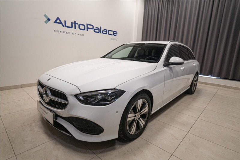 Mercedes-Benz C 2,0 220d NAVI LED 1. MAJ