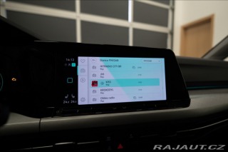 Volkswagen Golf 1,5 eTSI DSG KAMERA VÝHŘE 2023