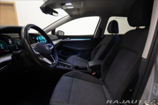 Volkswagen Golf 1,5 eTSI DSG KAMERA VÝHŘE 2023