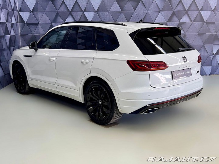 Volkswagen Touareg 3.0TDI 210KW 4MOTION R-LI 2021