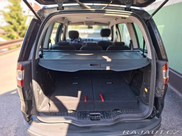 Ford Galaxy 2,0   TDCI 120 kW, 7 míst 2012