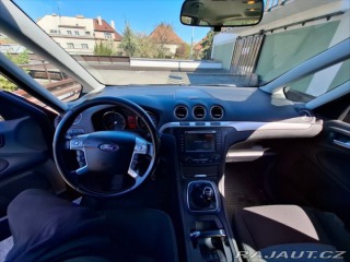 Ford Galaxy 2,0   TDCI 120 kW, 7 míst 2012