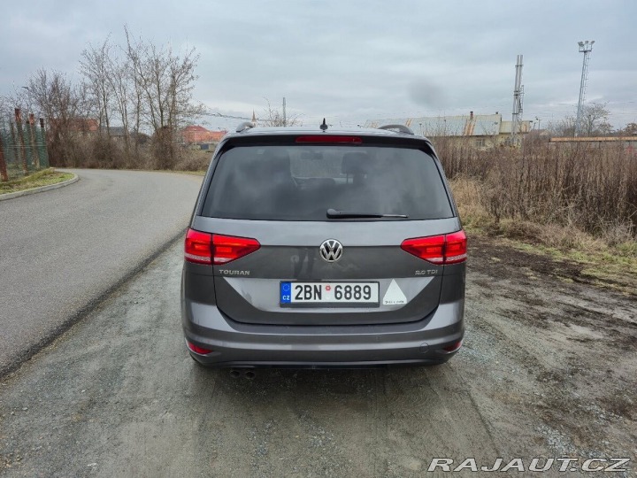 Volkswagen Touran 2,0   TDI Panorama 1800