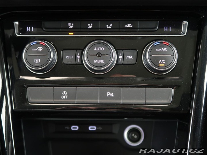 Volkswagen Touran 2.0TDi,110kW,Manuál,Comfo 2020