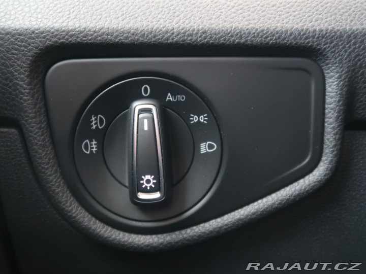Volkswagen Touran 2.0TDi,110kW,Manuál,Comfo 2020