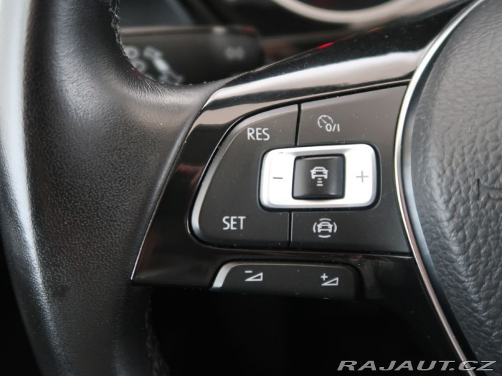 Volkswagen Touran 2.0TDi,110kW,Manuál,Comfo 2020