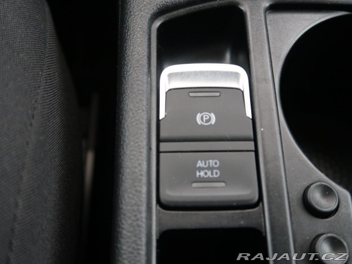 Volkswagen Touran 2.0TDi,110kW,Manuál,Comfo 2020