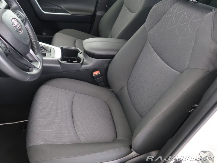 Toyota RAV4 2.5Hybrid,CZ,1Maj,Comfort 2023