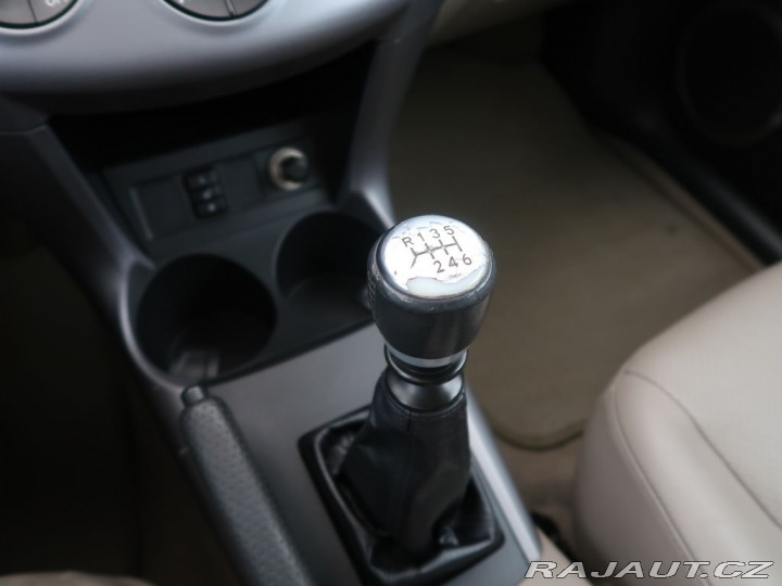 Toyota RAV4 2.2D-CAT,130kW,4x4,CZ,Taž 2007