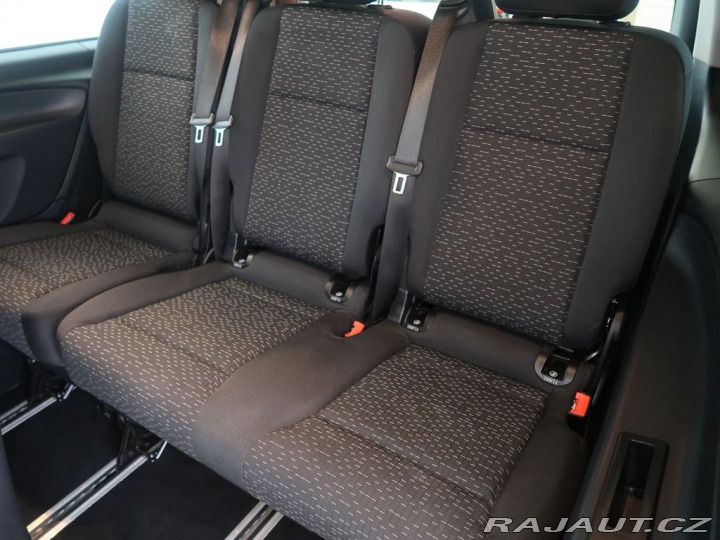 Mercedes-Benz Vito 2.0CDI,1Maj,FamilyTourerL 2021