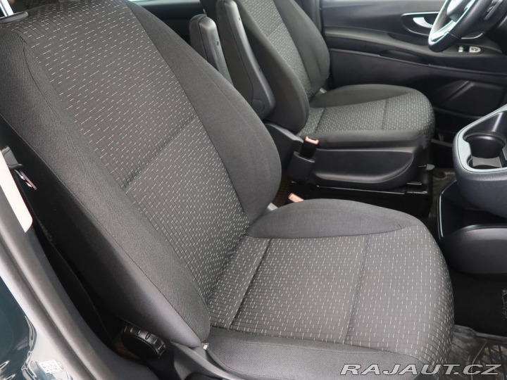 Mercedes-Benz Vito 2.0CDI,1Maj,FamilyTourerL 2021