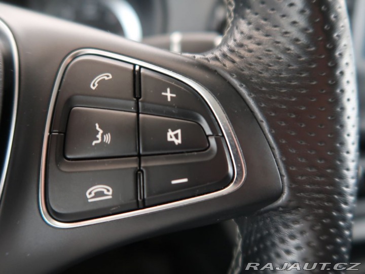 Mercedes-Benz Vito 2.0CDI,1Maj,FamilyTourerL 2021